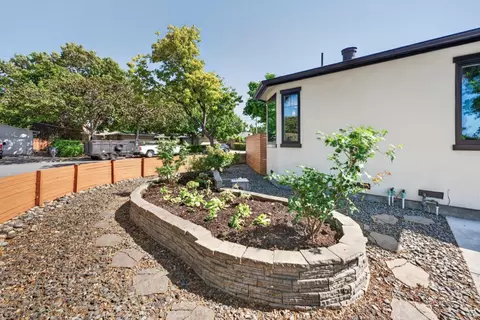 Exterior - 605 N Bayview Ave, Sunnyvale, CA 94085 photo 8 of 8