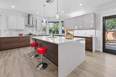 Kitchen - 605 N Bayview Ave, Sunnyvale, CA 94085 photo 1 of 5