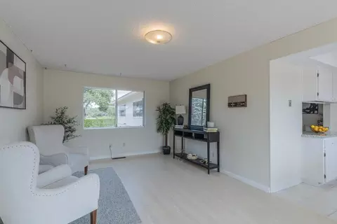 Living - 15084 Green Oak Pl, Salinas, CA 93907 photo 5 of 6