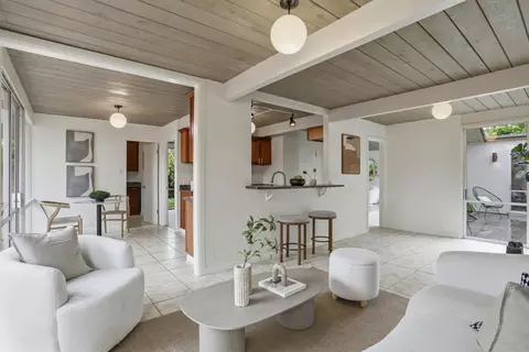 Living - 931 Mackenzie Dr, Sunnyvale, CA 94087 photo 4 of 4