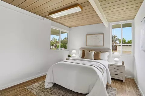 Bedroom - 931 Mackenzie Dr, Sunnyvale, CA 94087 photo 4 of 7