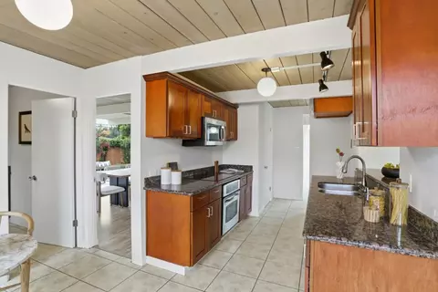 Kitchen - 931 Mackenzie Dr, Sunnyvale, CA 94087 photo 4 of 4