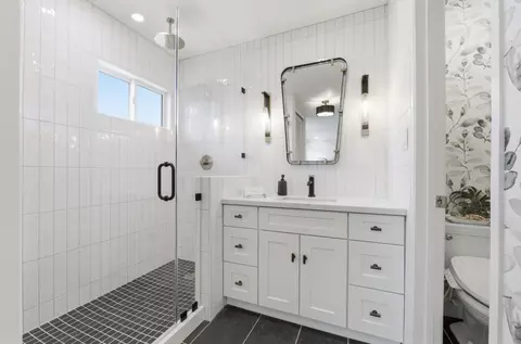 Bath - 1003 Rosa Ave, Sunnyvale, CA 94086 photo 3 of 5
