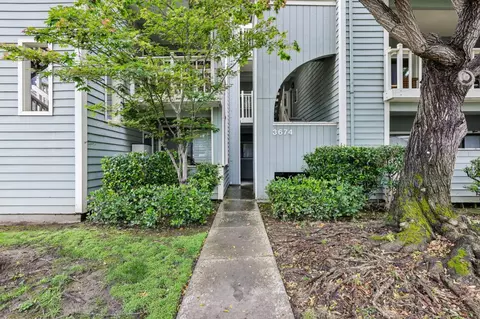 3674 Oakwood Ter 203, Fremont, CA 94536