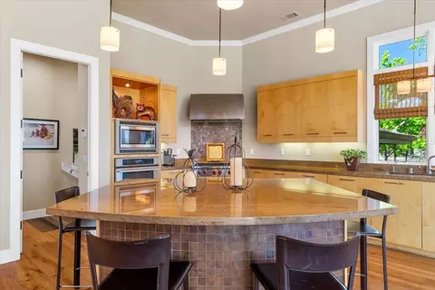 Kitchen - 2369 Oak Creek Dr, Copperopolis, CA 95228 photo 4 of 7
