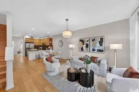 650 Almaden Walk Loop, San Jose, CA 95125