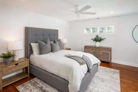 Bedroom - 317 Tyrella Ave, Mountain View, CA 94043 photo 4 of 4
