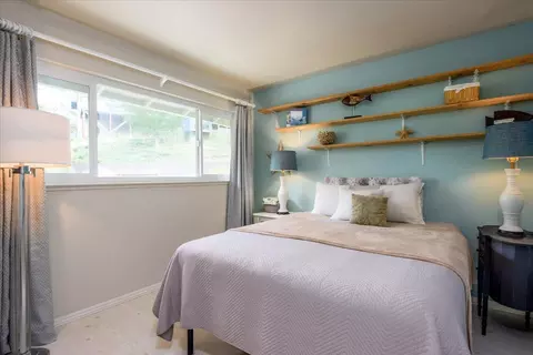 Bedroom - 854 Prairie Creek Dr, Pacifica, CA 94044 photo 3 of 5