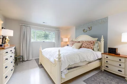 Bedroom - 854 Prairie Creek Dr, Pacifica, CA 94044 photo 1 of 5