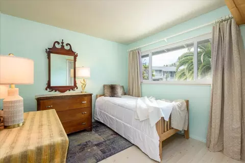 Bedroom - 854 Prairie Creek Dr, Pacifica, CA 94044 photo 4 of 5