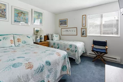 Bedroom - 101 Shell Dr 21, Watsonville, CA 95076 photo 4 of 5