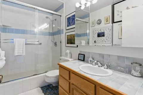 Bath - 101 Shell Dr 21, Watsonville, CA 95076 photo 1 of 2