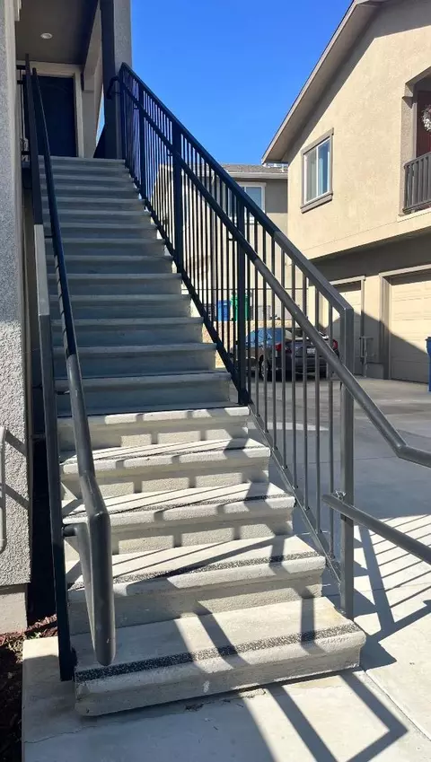 Exterior - 708 Gabilan Dr, Soledad, CA 93960 photo 2 of 2