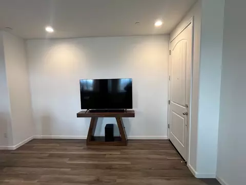 Entry Way - 708 Gabilan Dr, Soledad, CA 93960 photo 1 of 4