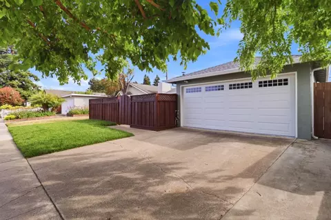 715 Hiller St, Belmont, CA 94002