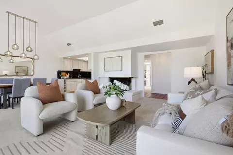 17 Rinconada Cir, Belmont, CA 94002