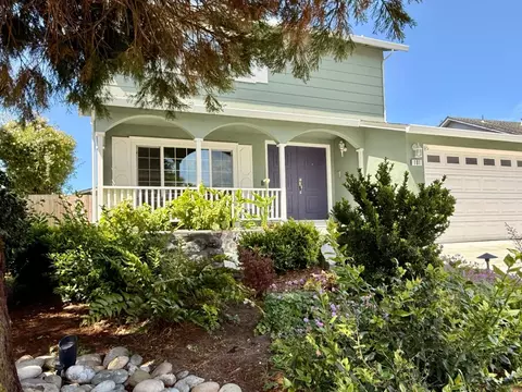 181 Shelter Cove Dr, Half Moon Bay, CA 94019