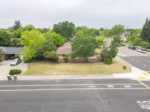 925 5th St, Lincoln, CA 95648
