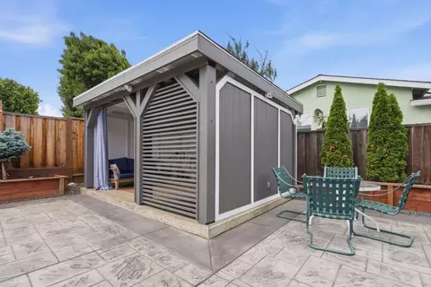 Exterior - 1204 Mcfarlane Ln, Hayward, CA 94544 photo 6 of 9