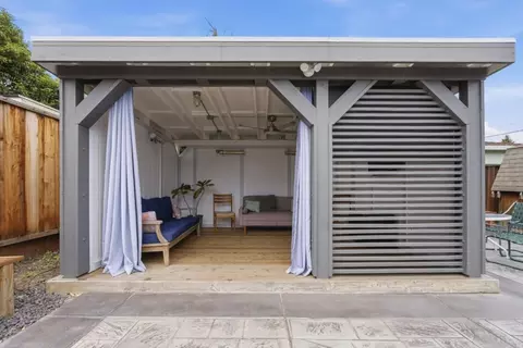 Exterior - 1204 Mcfarlane Ln, Hayward, CA 94544 photo 3 of 9