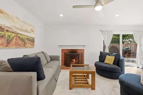 Living - 1204 Mcfarlane Ln, Hayward, CA 94544 photo 2 of 3