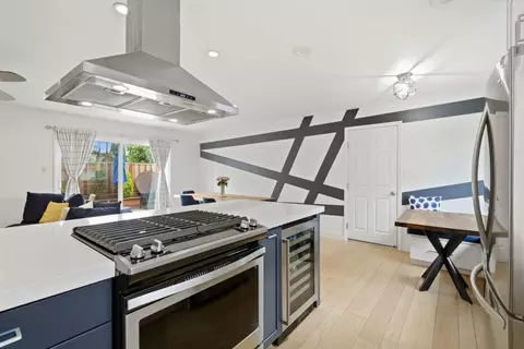 Kitchen - 1204 Mcfarlane Ln, Hayward, CA 94544 photo 4 of 6