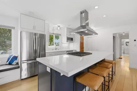 Kitchen - 1204 Mcfarlane Ln, Hayward, CA 94544 photo 5 of 6