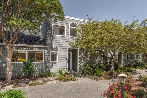 2080 Marich Way 8, Mountain View, CA 94040