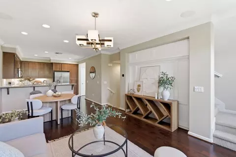 166 Selby Ln 4, Livermore, CA 94551