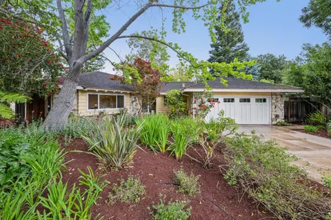 71 Cody Ln, Los Altos, CA 94022