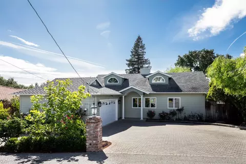 730 Greenview Pl, Los Altos, CA 94024