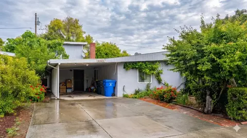 2408 Laura Ln, Mountain View, CA 94043