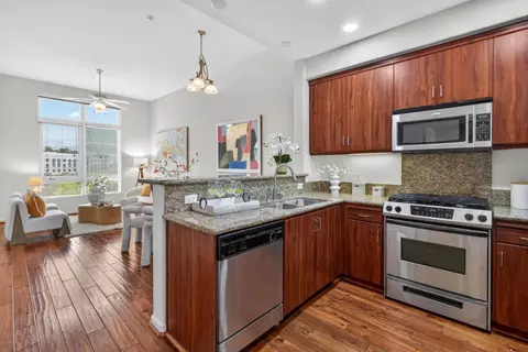 Kitchen - 1101 S Main St 402, Milpitas, CA 95035 photo 3 of 3
