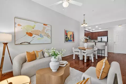 Living - 1101 S Main St 402, Milpitas, CA 95035 photo 3 of 4