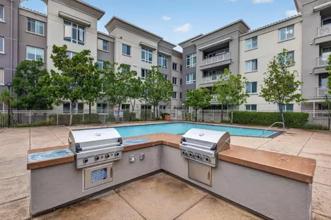 Exterior - 1101 S Main St 402, Milpitas, CA 95035 photo 1 of 7