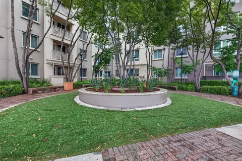 Exterior - 1101 S Main St 402, Milpitas, CA 95035 photo 6 of 7
