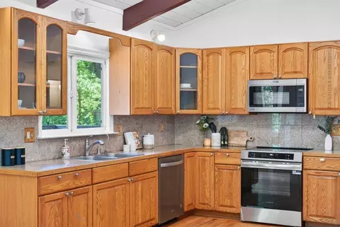 Kitchen - 1500 River Rd, Brookdale, CA 95007 photo 5 of 5