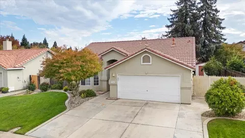 1986 Woodhaven Ct, Merced, CA 95340