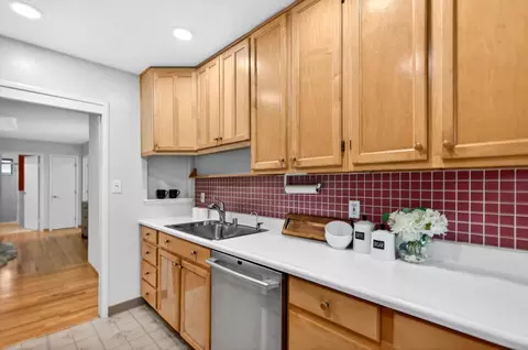 Kitchen - 1545 Alison Ave, Mountain View, CA 94040 photo 4 of 4