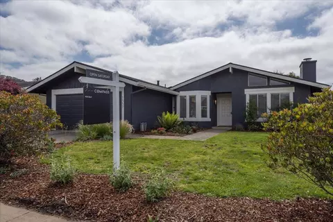 1557 Mizzen Ln, Half Moon Bay, CA 94019