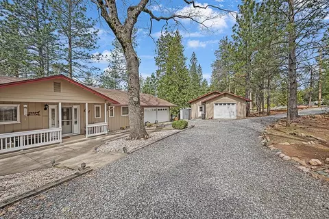 11151 Quail Dr, Pine Grove, CA 95665