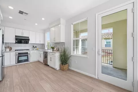 Entry Way - 770 Claridad Loop, Milpitas, CA 95035 photo 2 of 5
