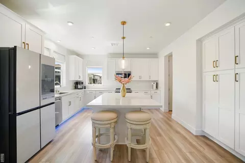 941 Kolbe Ln, Morgan Hill, CA 95037