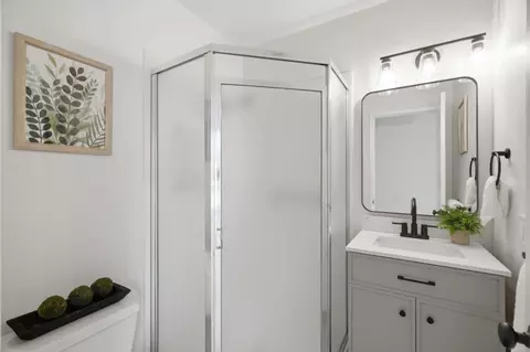 Bath - 1763 Walnut Dr, Mountain View, CA 94040 photo 3 of 3