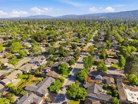 View/Area - 1763 Walnut Dr, Mountain View, CA 94040 photo 6 of 8