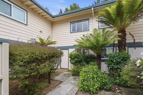 Exterior - 1318 Terra Nova Blvd, Pacifica, CA 94044 photo 2 of 5