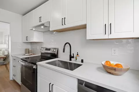 Kitchen - 1318 Terra Nova Blvd, Pacifica, CA 94044 photo 3 of 3