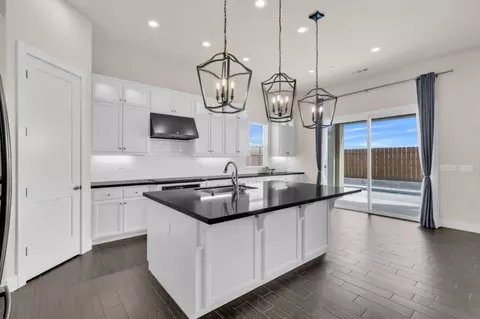 Kitchen - 1436 Freestone Rd, Manteca, CA 95337 photo 3 of 4