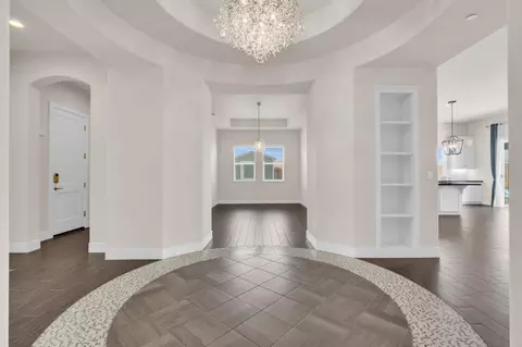 Entry Way - 1436 Freestone Rd, Manteca, CA 95337 photo 3 of 4