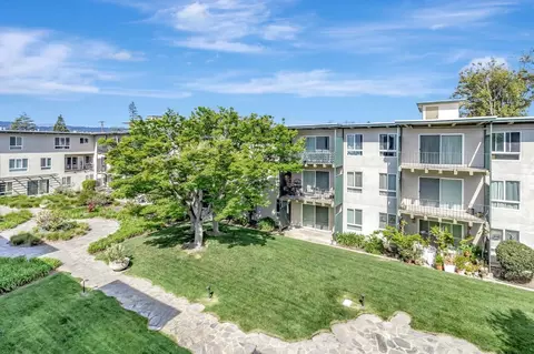 Exterior - Delaware St, San Mateo, CA 94401 photo 7 of 8
